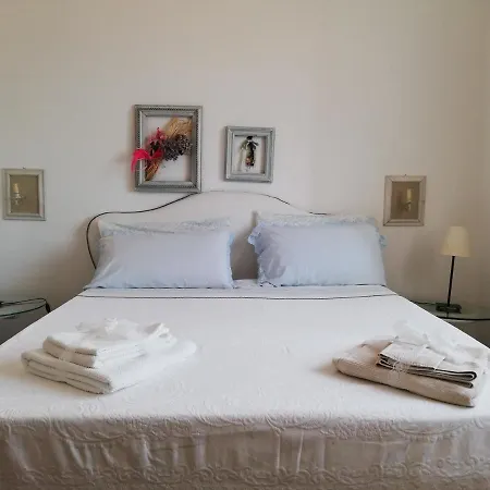 別荘 Fg Apartment, Mare E Monti, 70 Sqm, 2 Bedrooms, 1 Bathroom, Surrounded By Greenery, With Free Parking And Wifi Conveniently Located Near The Highway ラッパロ