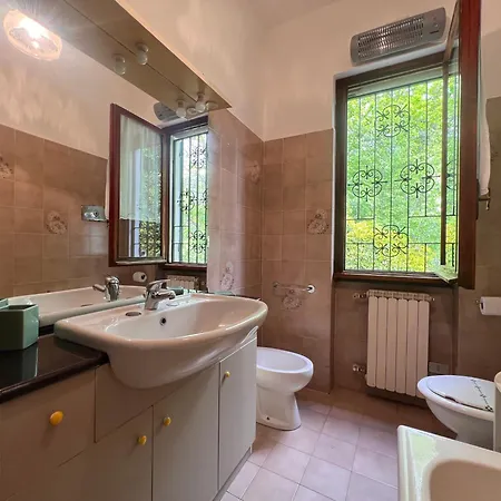 Fg Apartment, Mare E Monti, 70 Sqm, 2 Bedrooms, 1 Bathroom, Surrounded By Greenery, With Free Parking And Wifi Conveniently Located Near The Highway 別荘 *