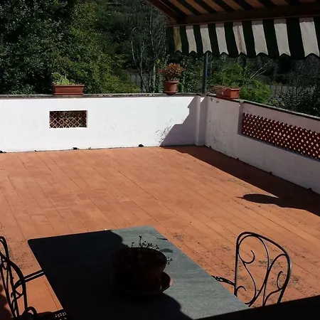 別荘 Fg Apartment, Mare E Monti, 70 Sqm, 2 Bedrooms, 1 Bathroom, Surrounded By Greenery, With Free Parking And Wifi Conveniently Located Near The Highway *